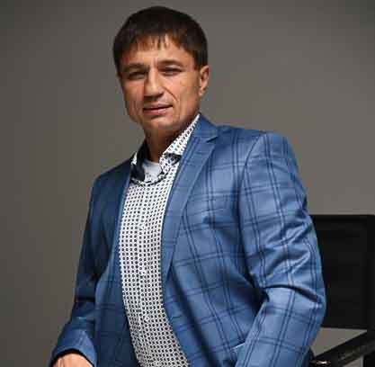 Сивиринов Юрий Юрьевич- хирург высшей квалификации, Кандидат медицинских наук, онколог, проктолог, маммолог, гастроэнтеролог, кинезиолог.